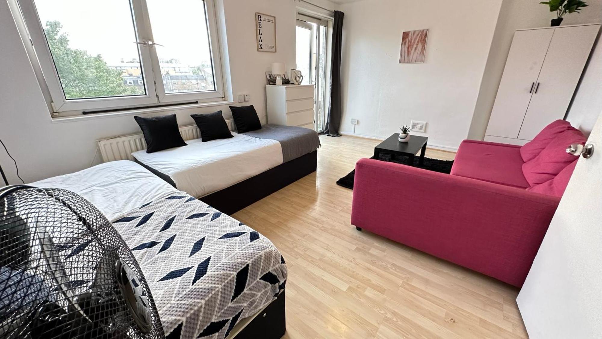 Modern 3 Bedroom Flat In Camden * Londra